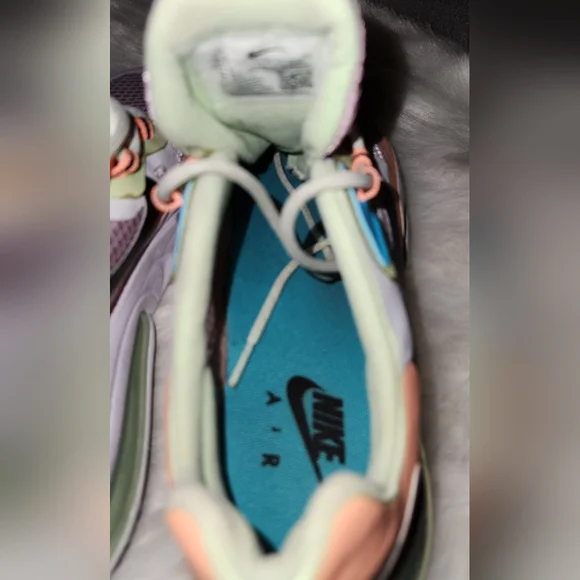 Nike Air Max 270 React SE LIGHT ARTIC PINK - Picture 4 of 7